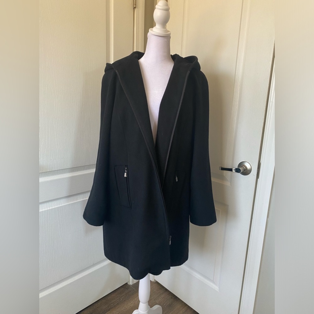 Kristen Blake black 60% wool jacket size 1x. In beautiful condition!!​​​…​​​​​